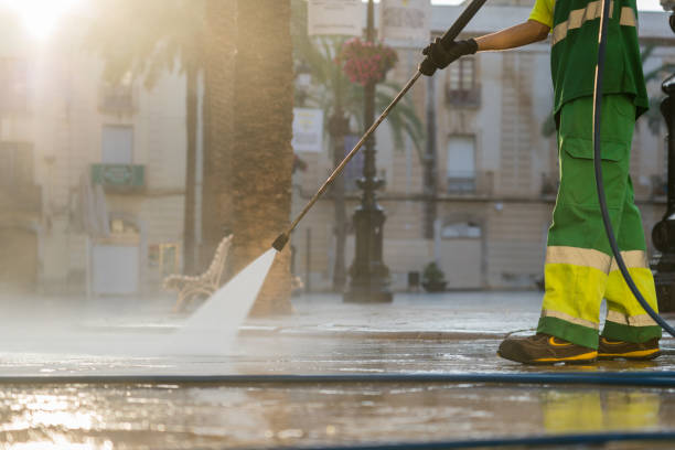 Best Deck Cleaning Services  in North Mankato, MN